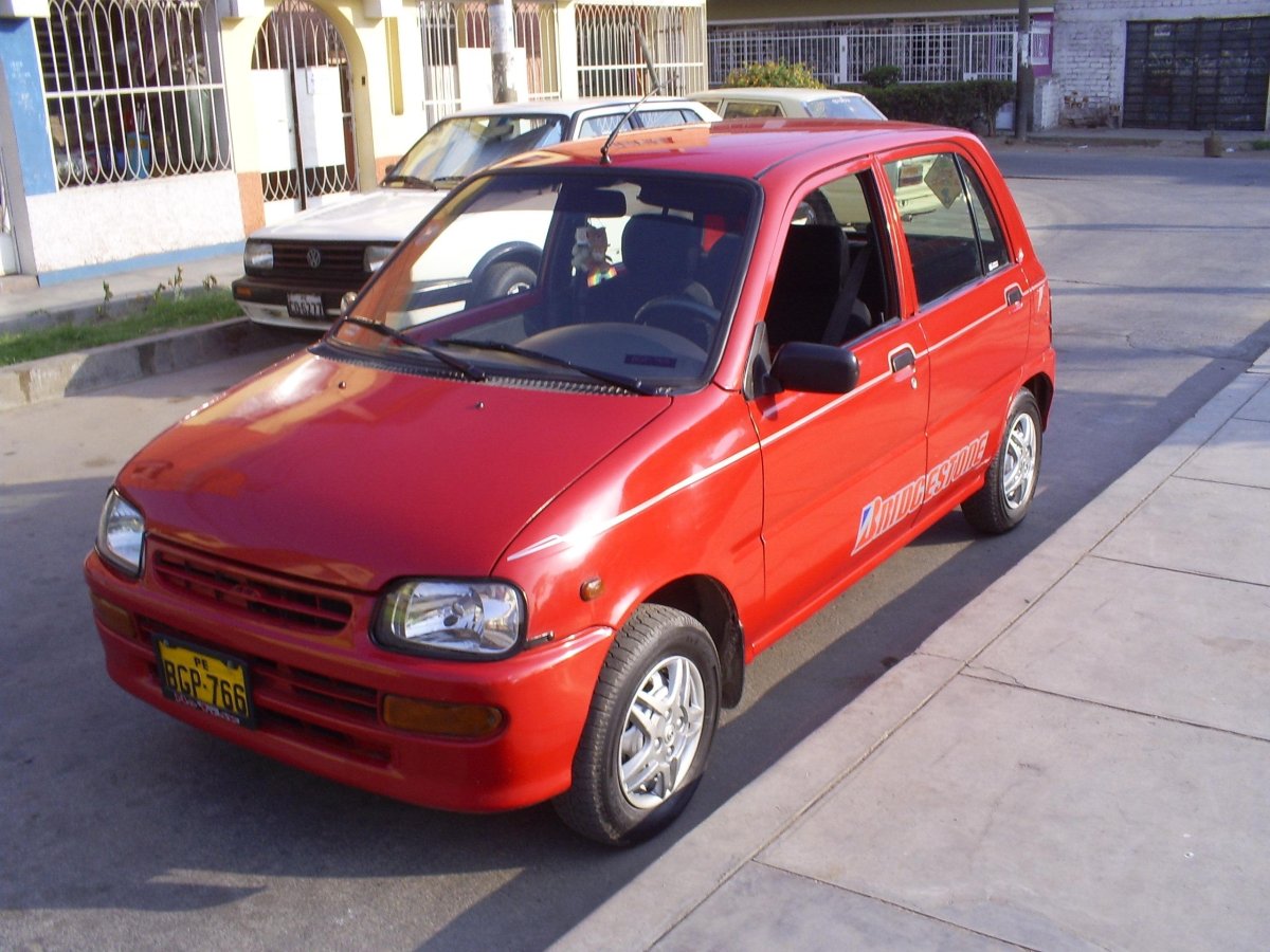 Дайхатсу 1998