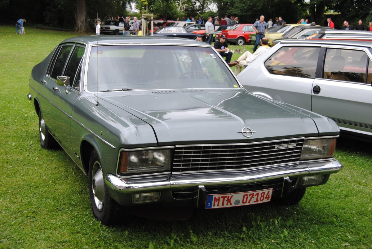 Opel Admiral 1977