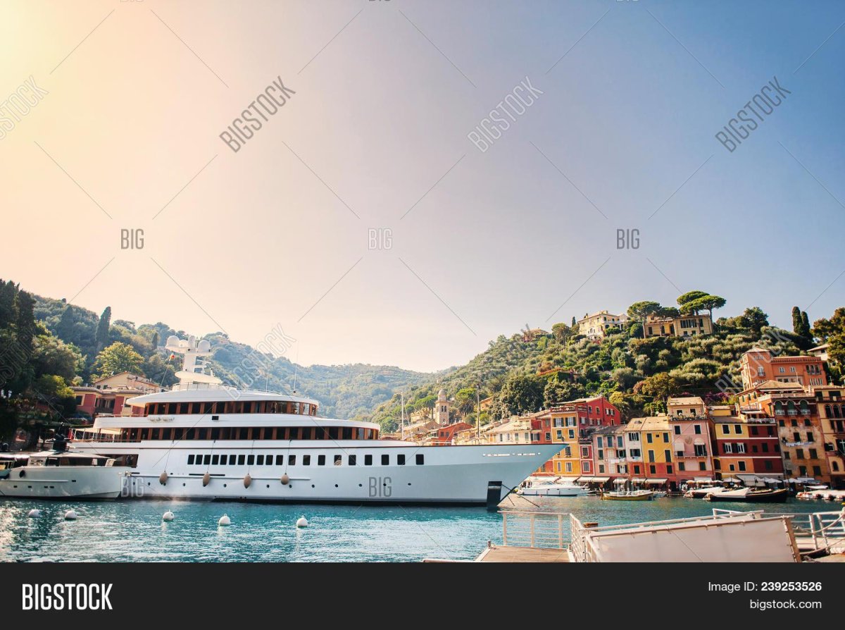 Яхты в Портофино