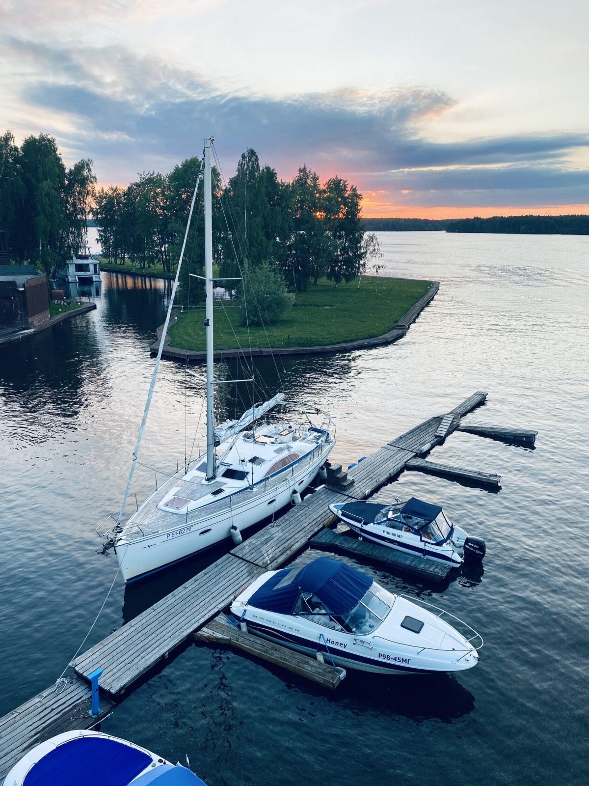 Яхт клуб Пирогово