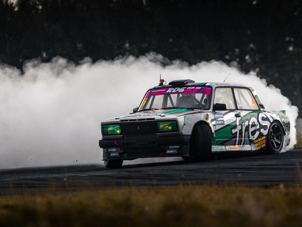 Федор Воробьев 2105 дрифт