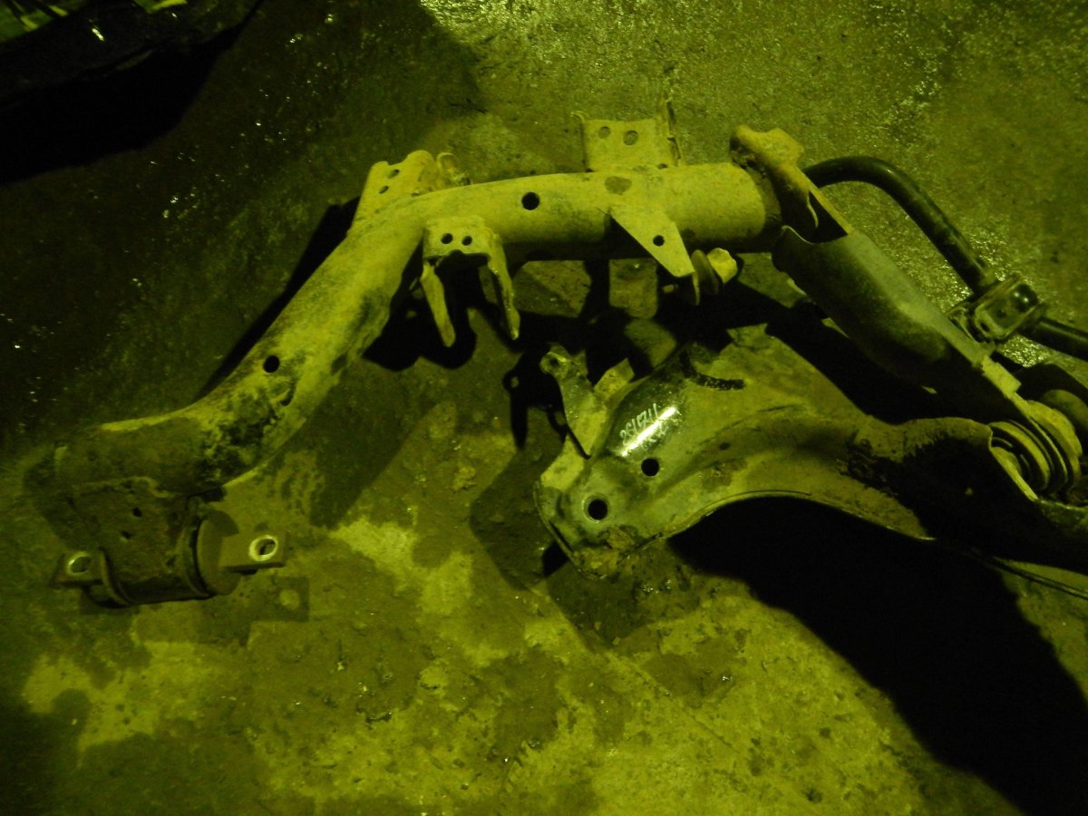 Honda CR-V задняя подвеска