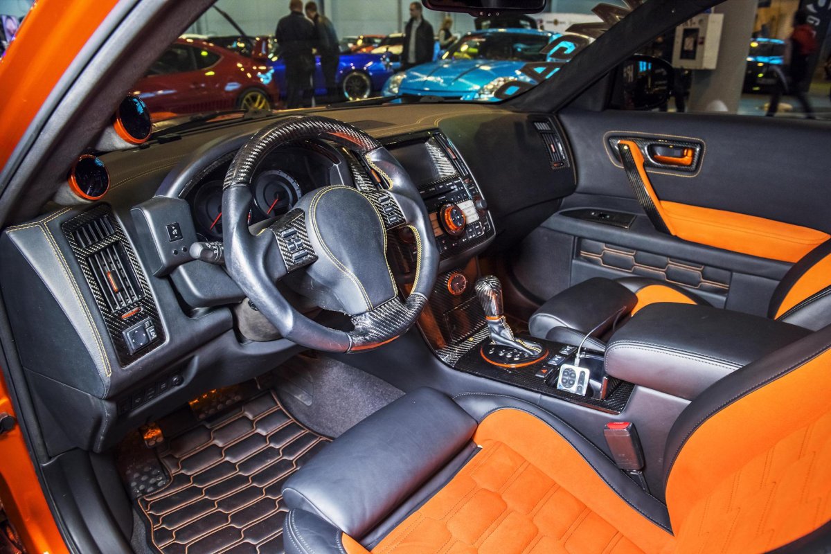 Infiniti fx35 рыжий салон