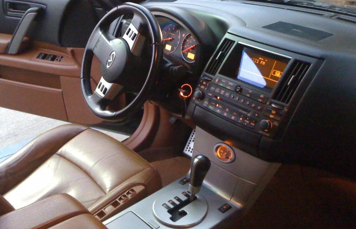 Infiniti fx45 салон