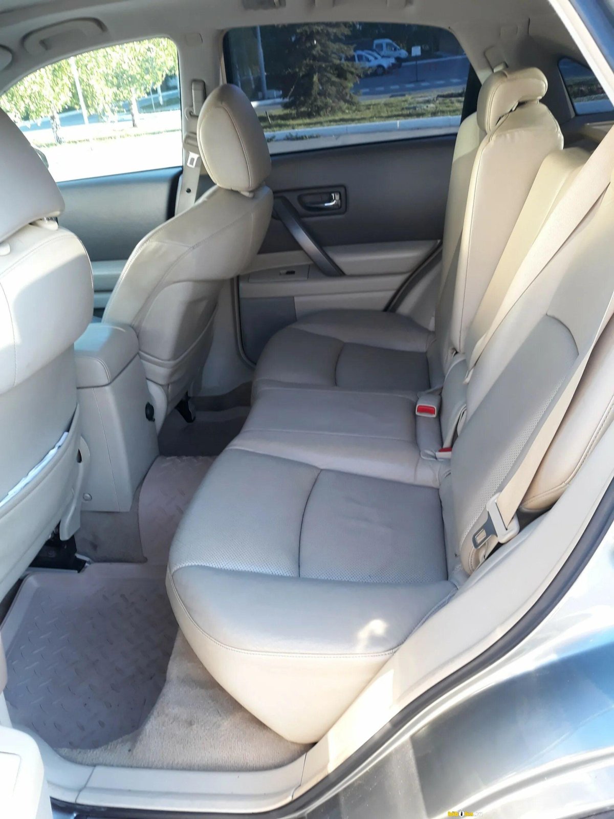 Infiniti fx35 салон сзади