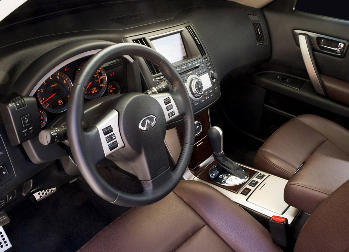 Infiniti fx35 салон