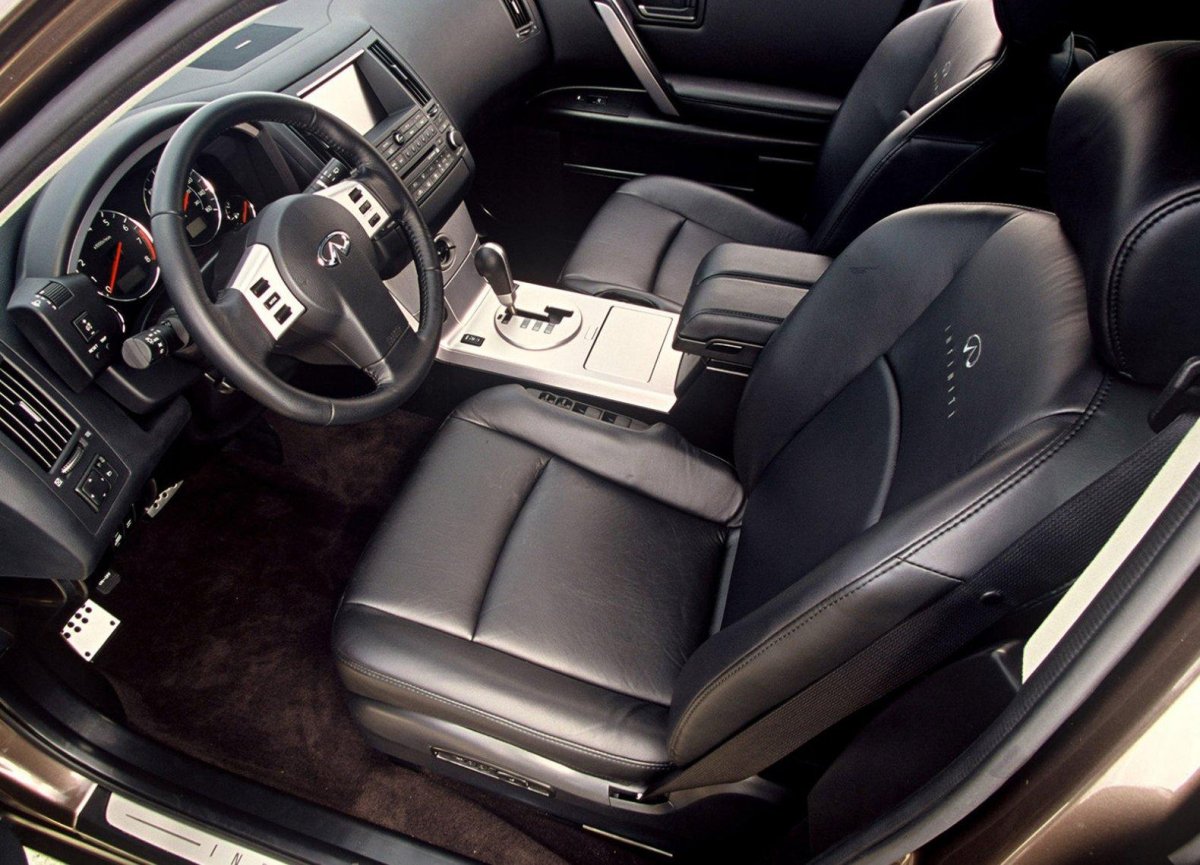 Infiniti fx45 салон