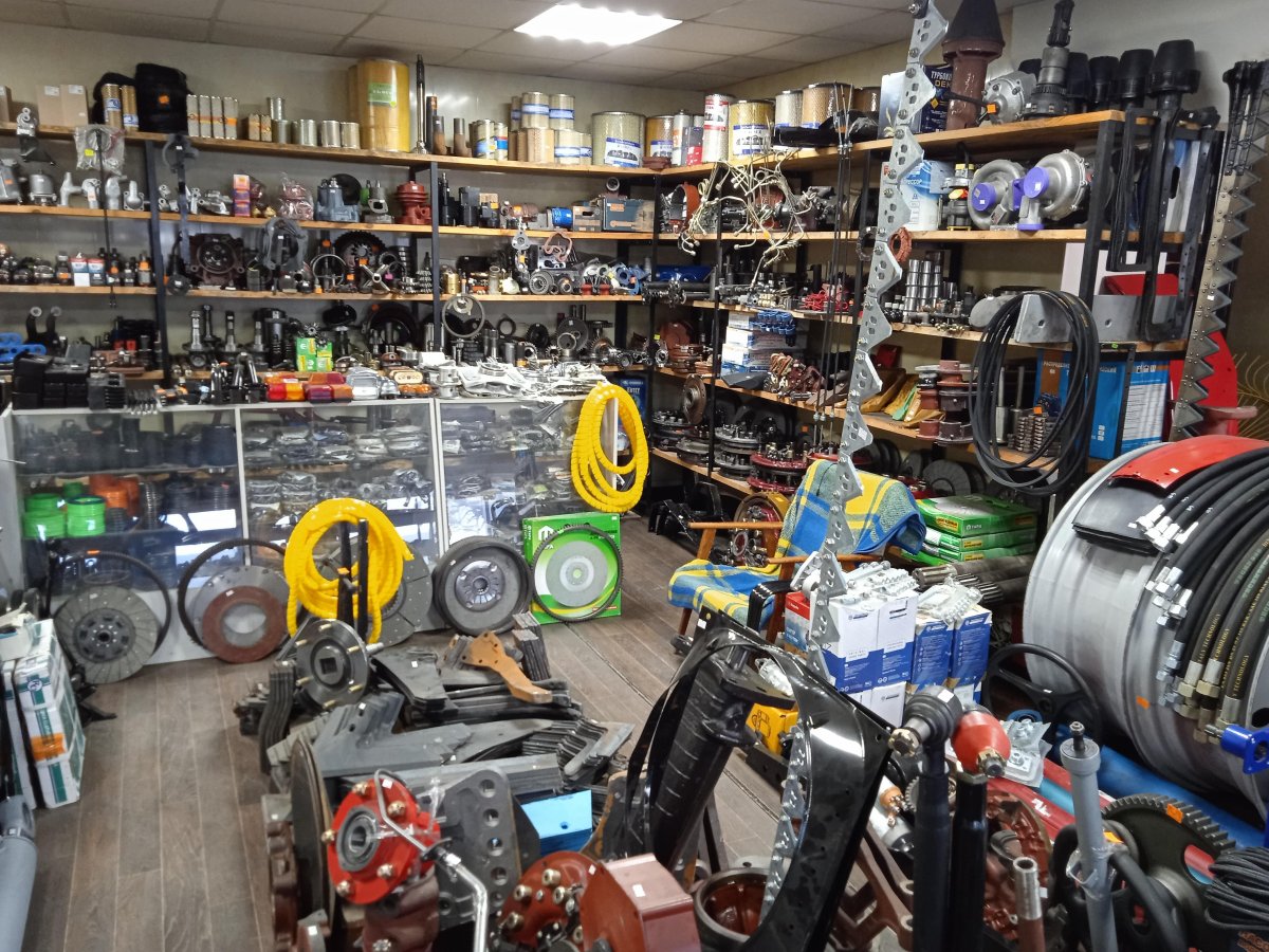 Трактор запчасти магазин