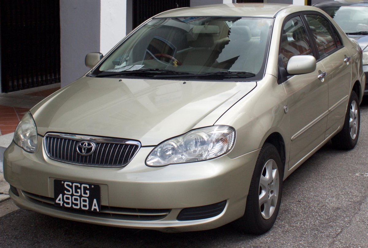 Toyota Corolla Altis 2004