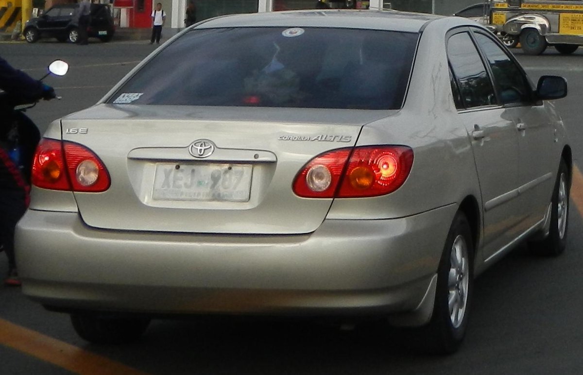 Тойота Королла АЛТИС 1.6