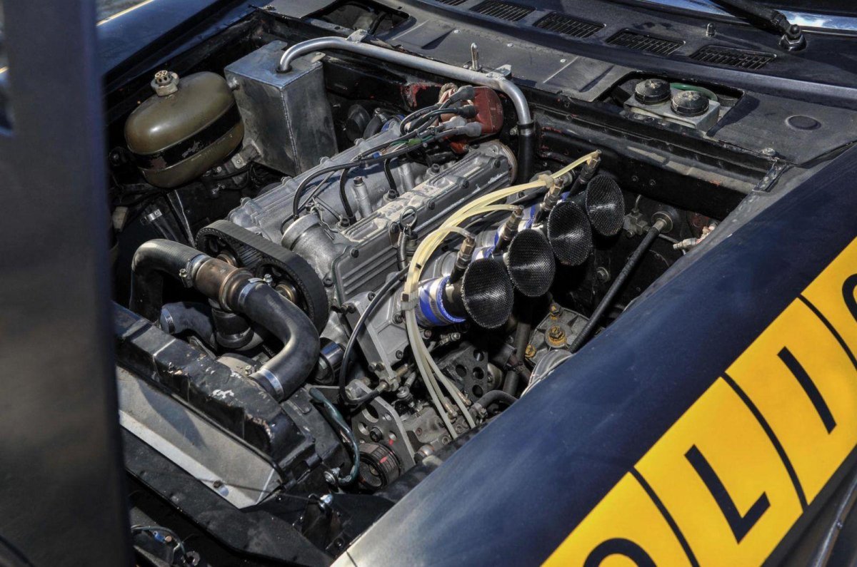 Fiat 124 Sport Spider двигатель