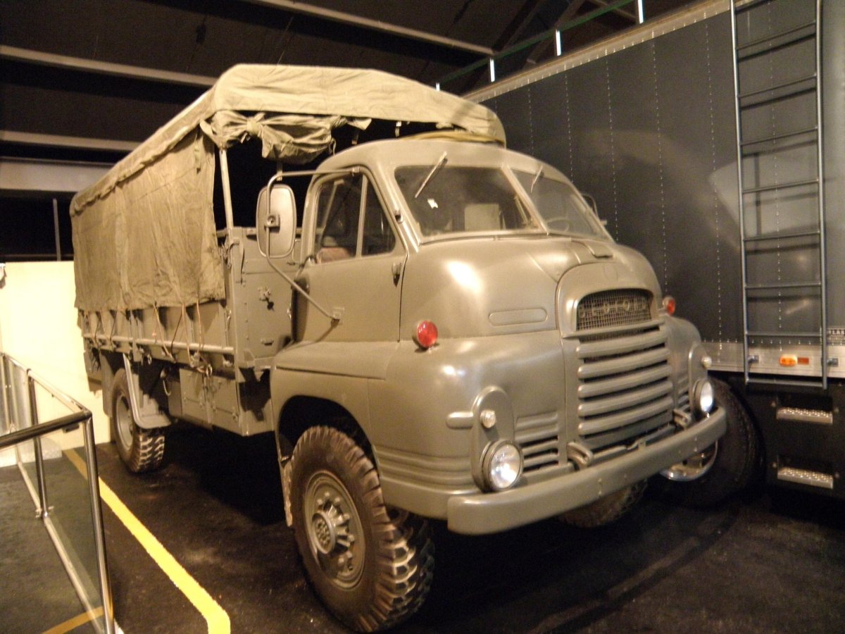 Бедфорд грузовик военный