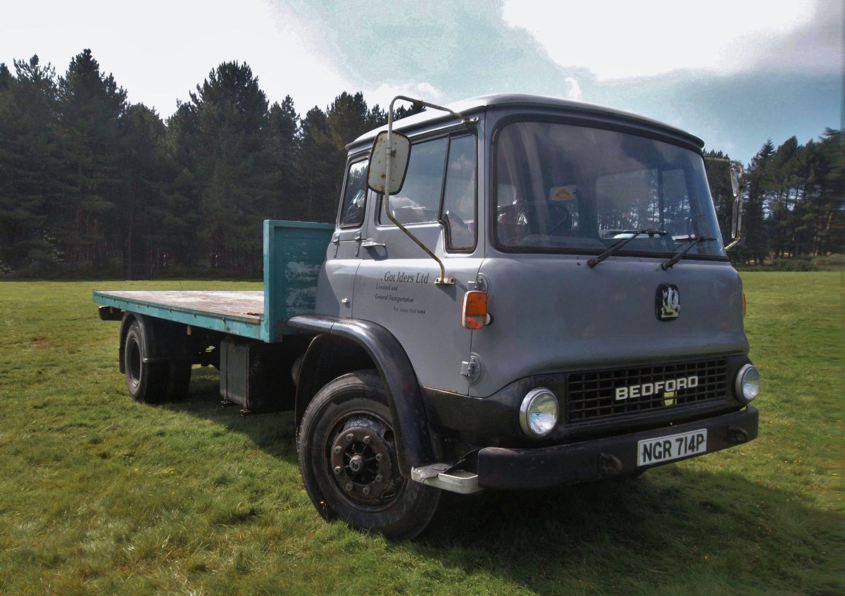 Грузовик Bedford OYD