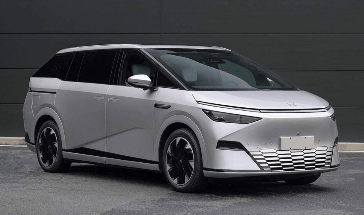 Xpeng x9 MPV