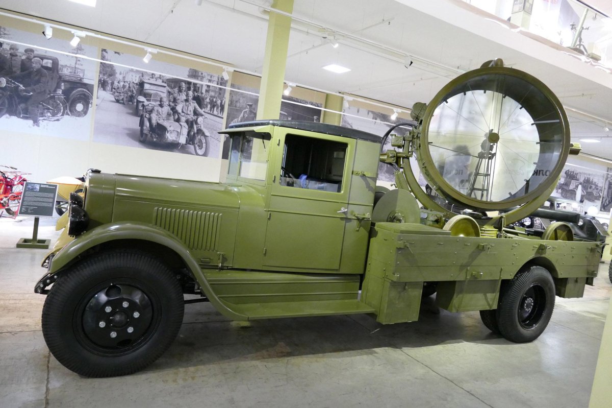 ЗИС-5 прожектор