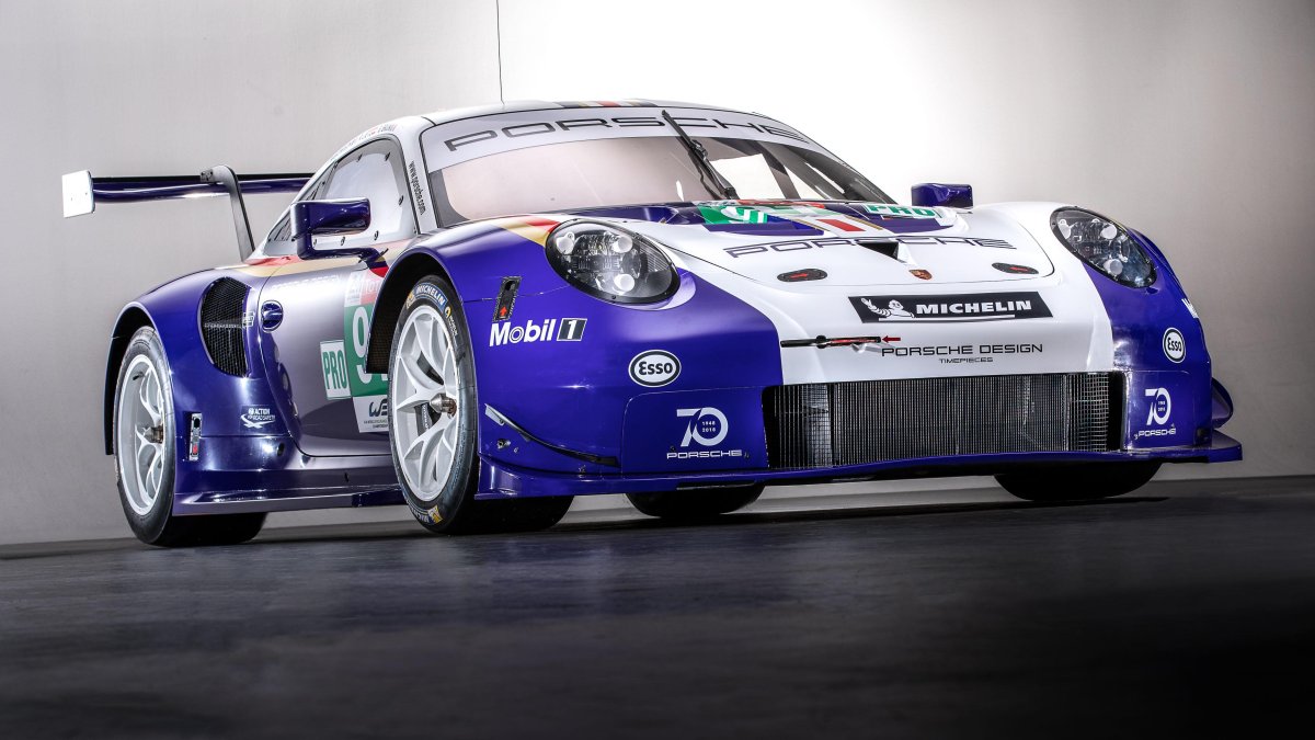 Гоночный Порше 911