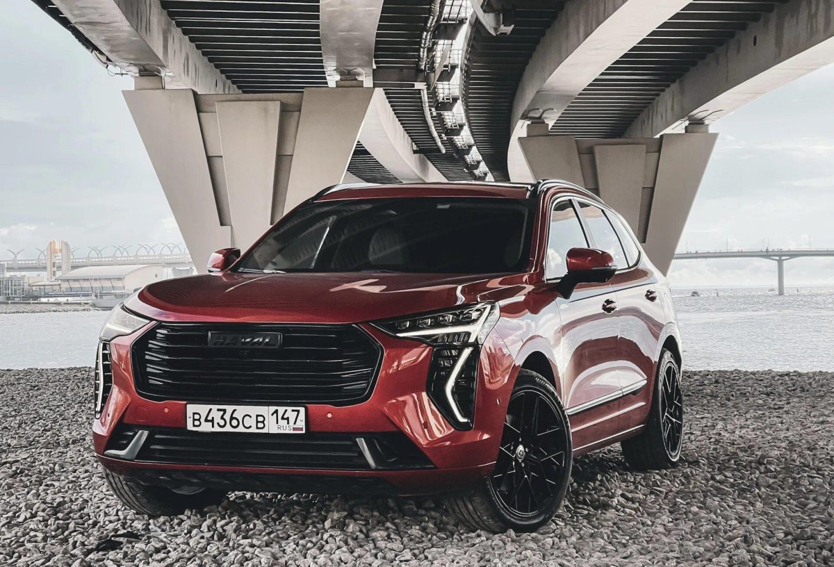 Haval Jolion 2022 красный