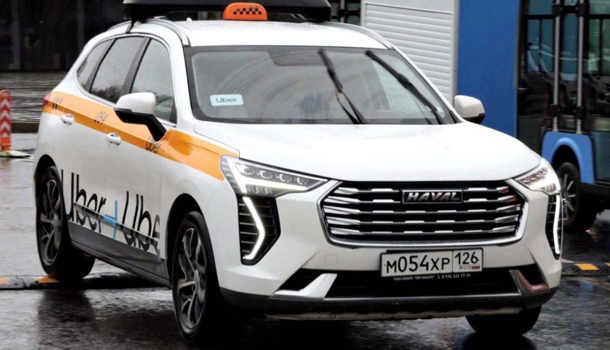 Haval Jolyon желтый такси