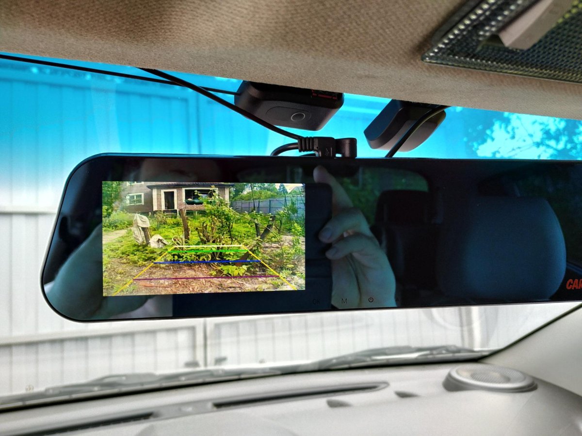 Зеркало регистратор с камерой заднего вида т150