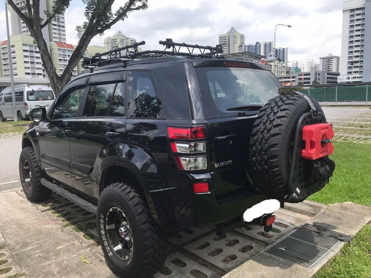 Suzuki Grand Vitara внедорожный