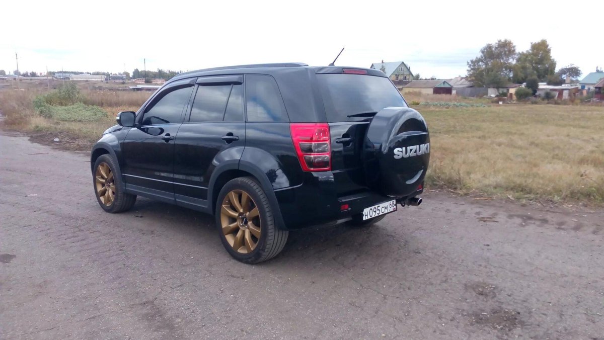 Гранд Витара 2007 на больших колесах