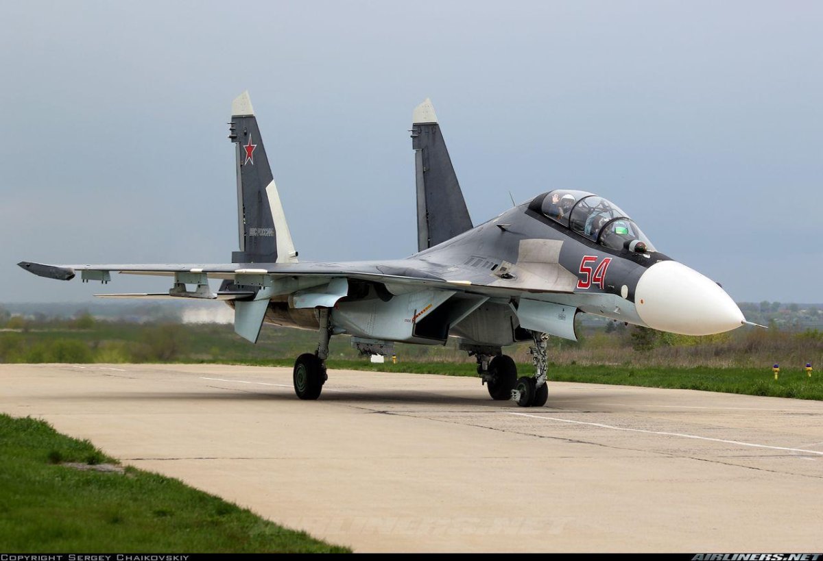 Су-30 двухдвигательный реактивный самолёт