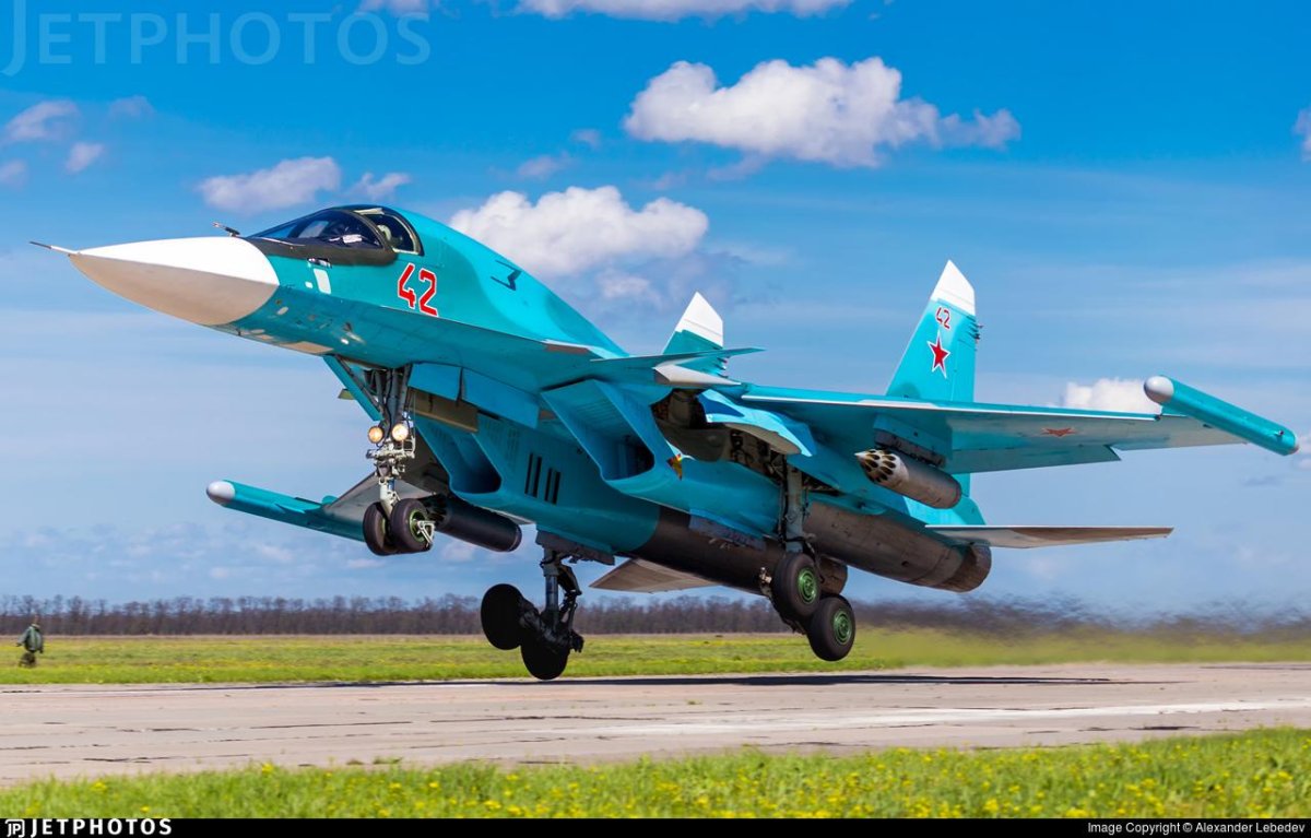 Су-34 двухдвигательный реактивный