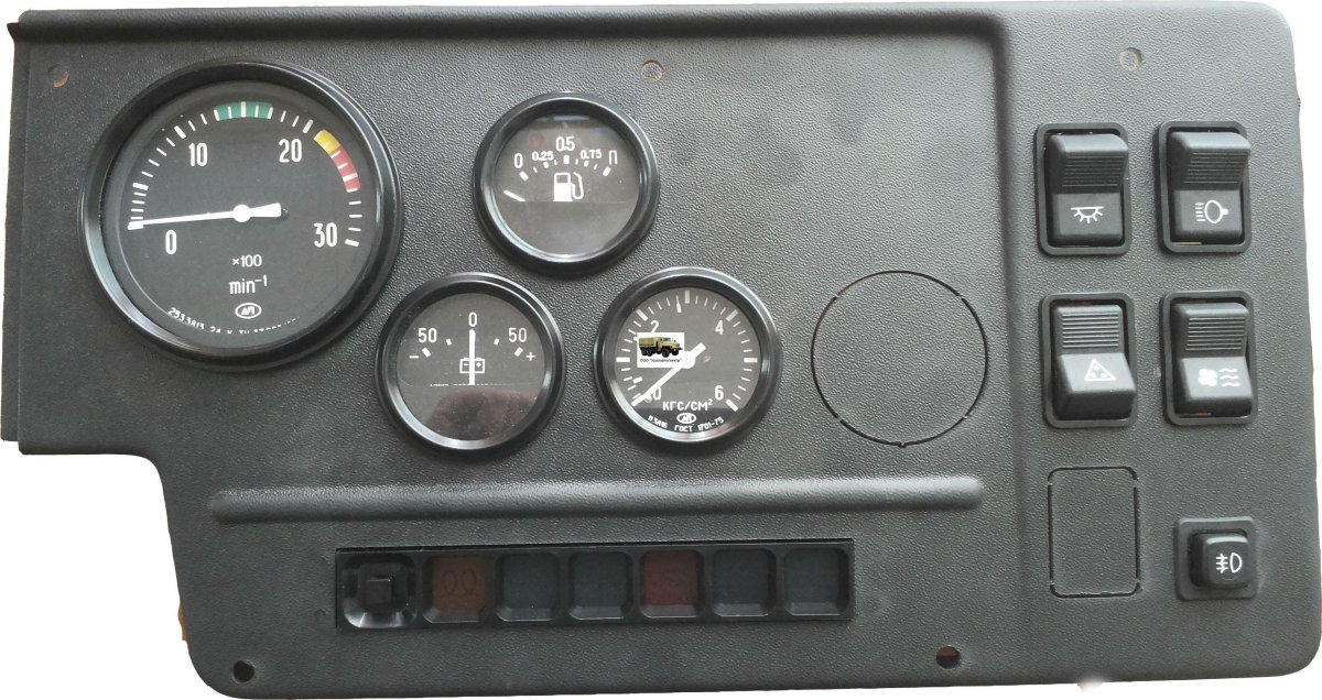 Приборная панель Урал 4320 индикаторы