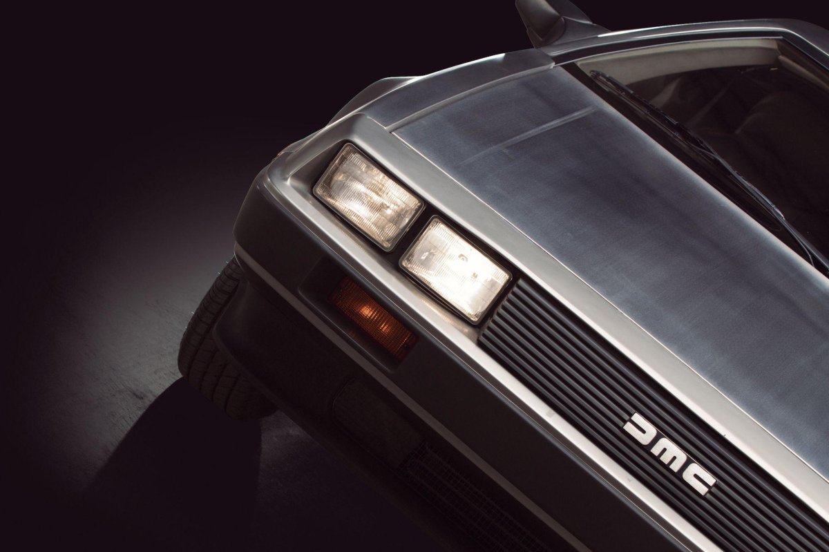 DMC DELOREAN 1981