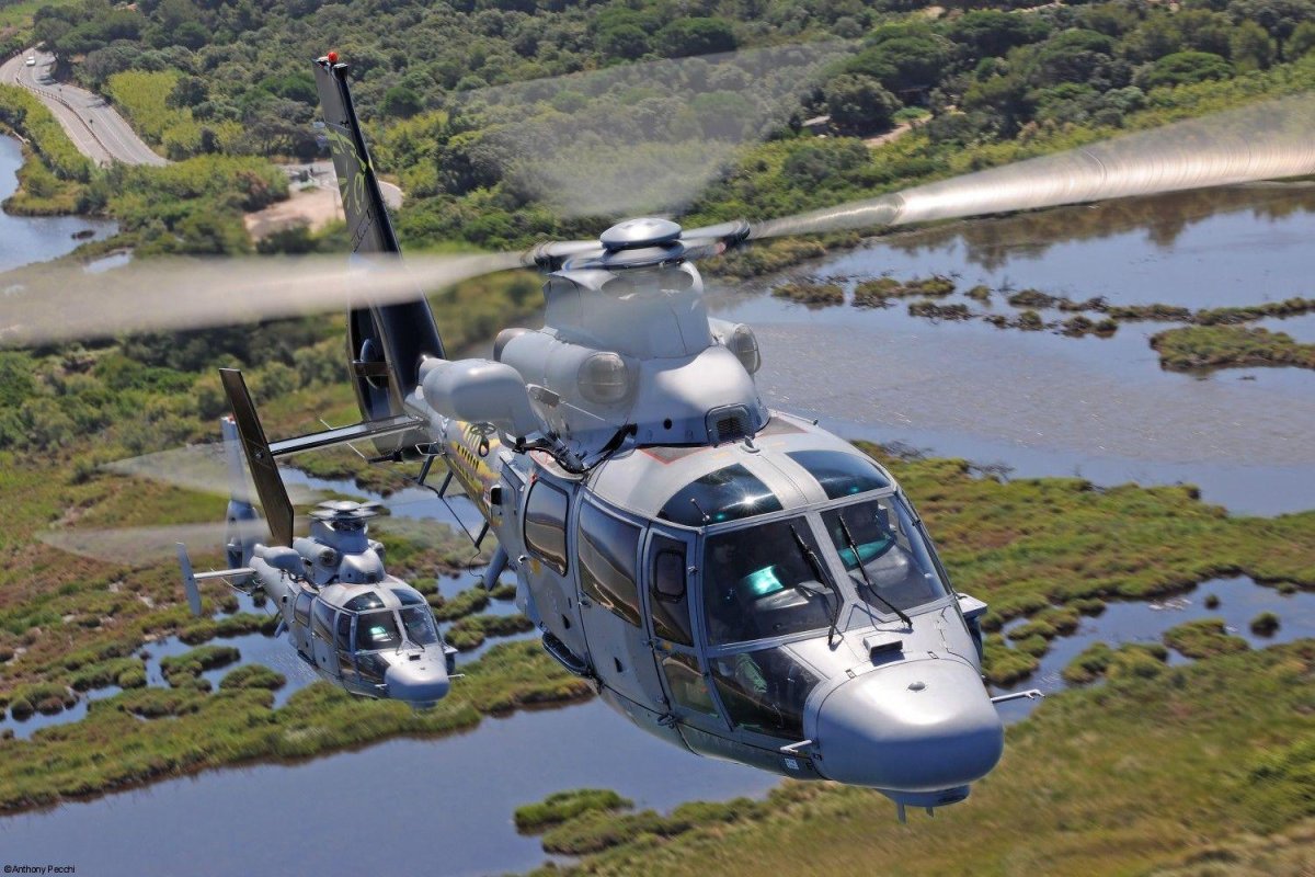 As565 Panther Helicopter ударный вертолет