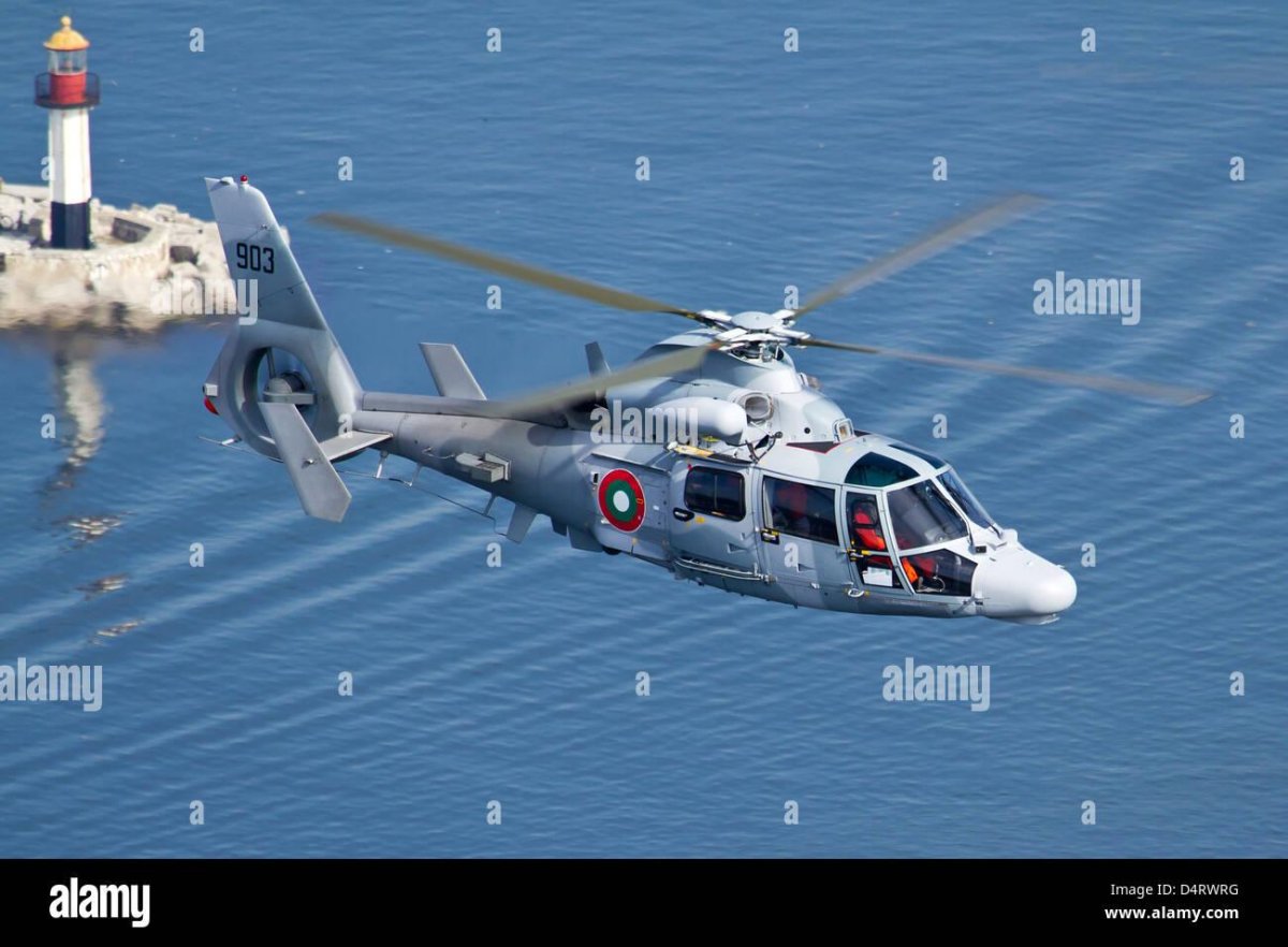 Вертолет типа as565 Panther.