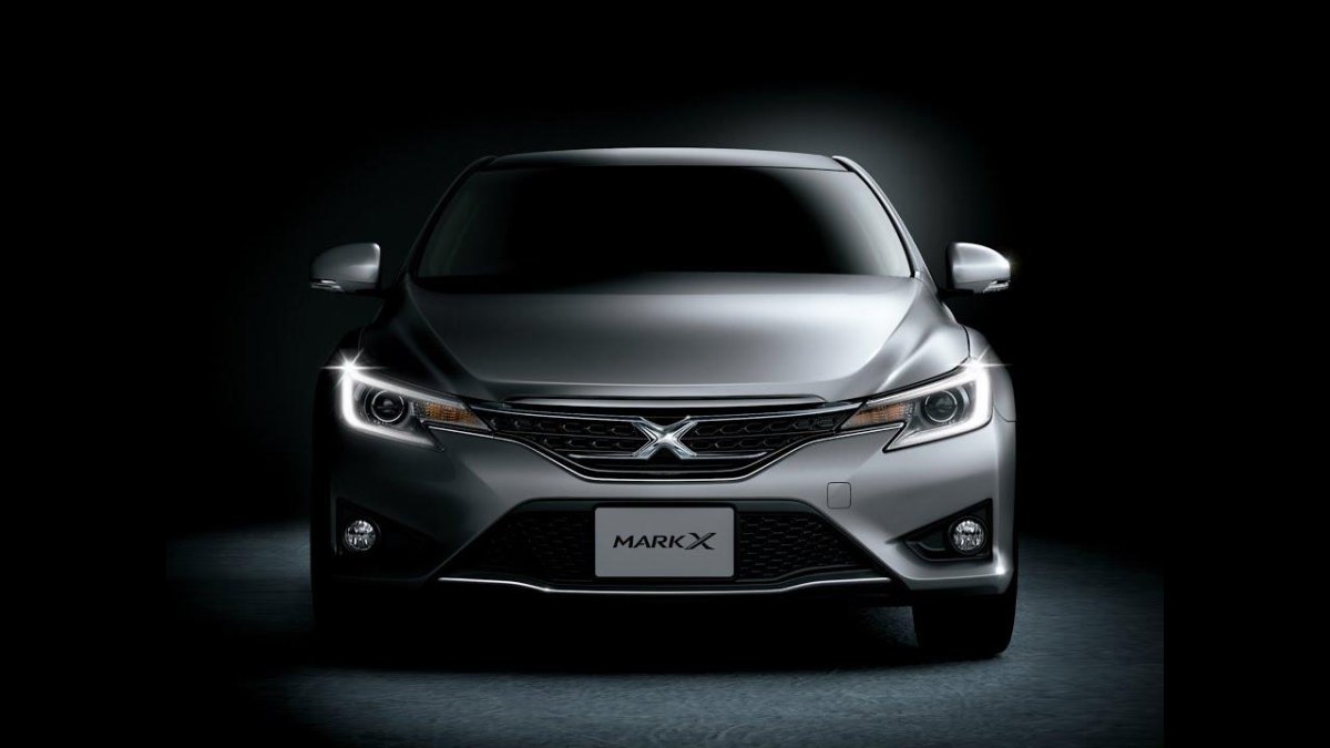Toyota Mark x 2013