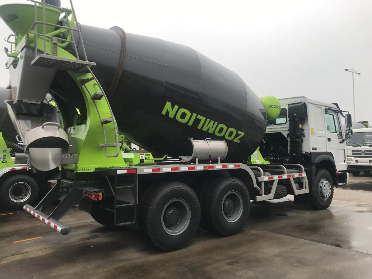 Автобетоносмеситель HOWO zz5327gjbn3847e