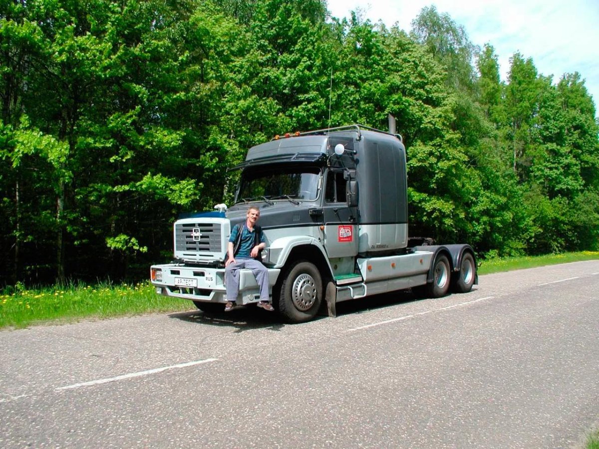 ЗИЛ-5423 седельный