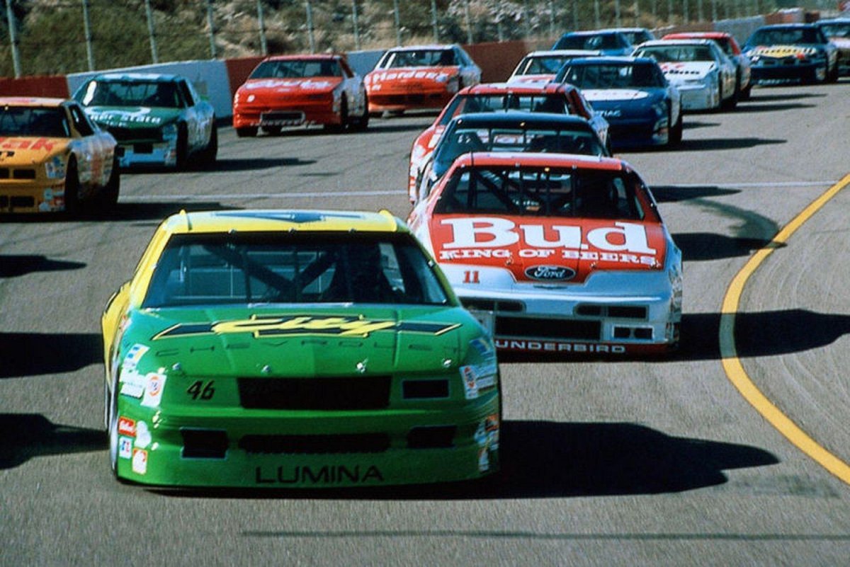 Дни грома 1990