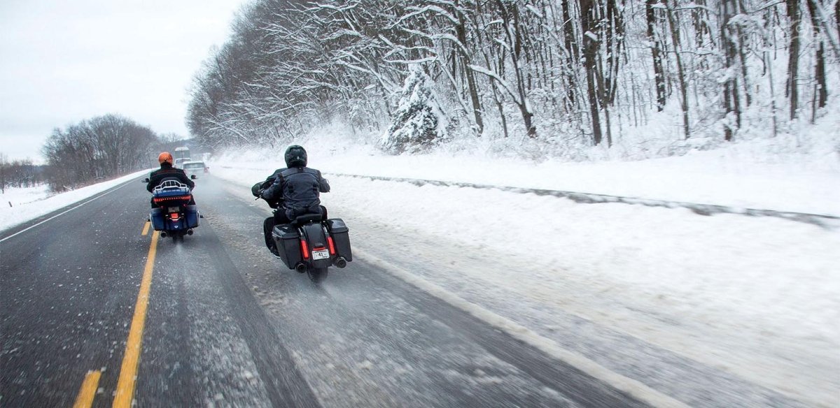 Мотоцикл зимой