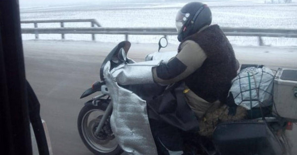 Замерзший байкер