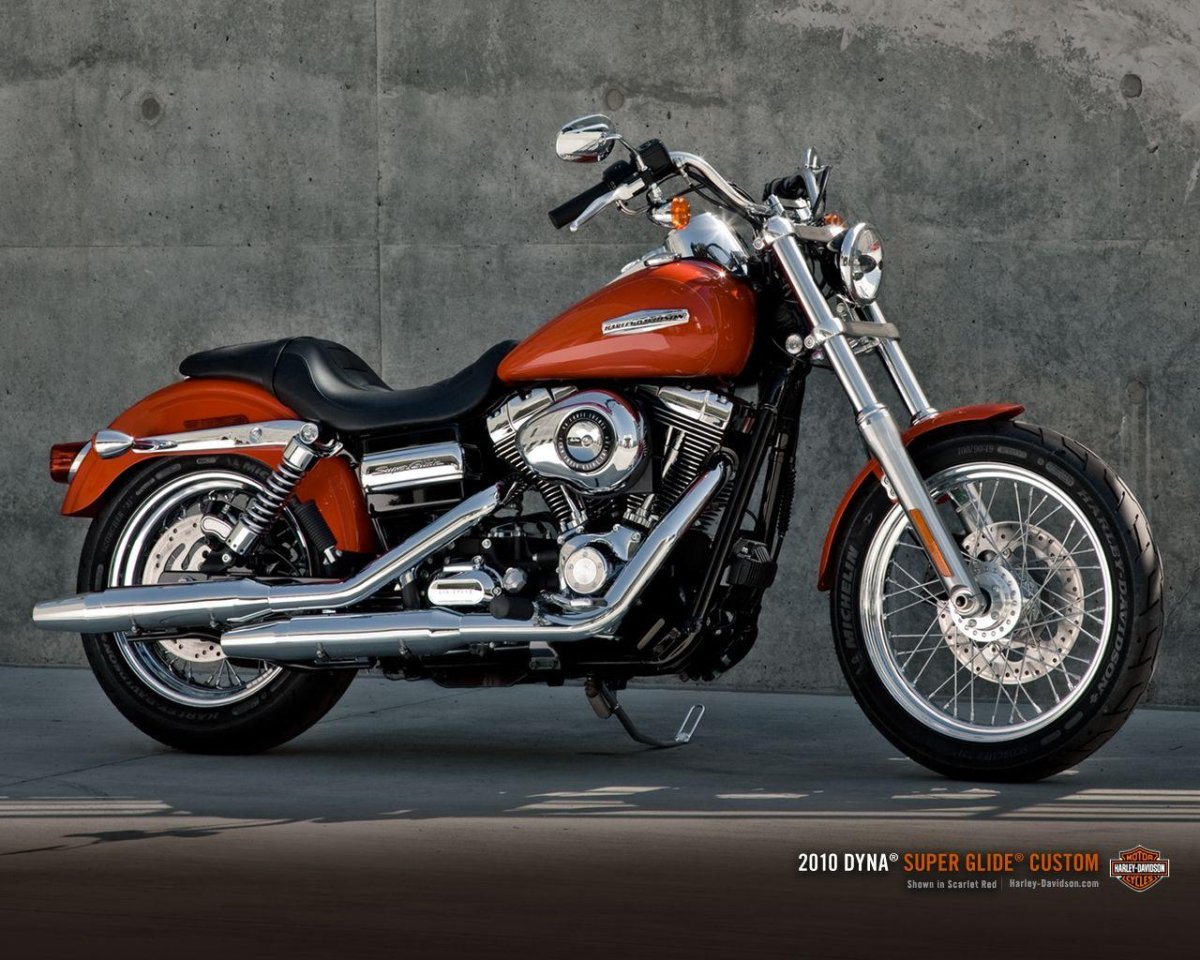 Мотоцикл Harley-Davidson Dyna super Glide