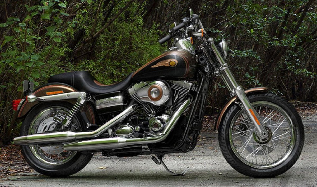 Harley-Davidson FXDC Dyna super Glide Custom