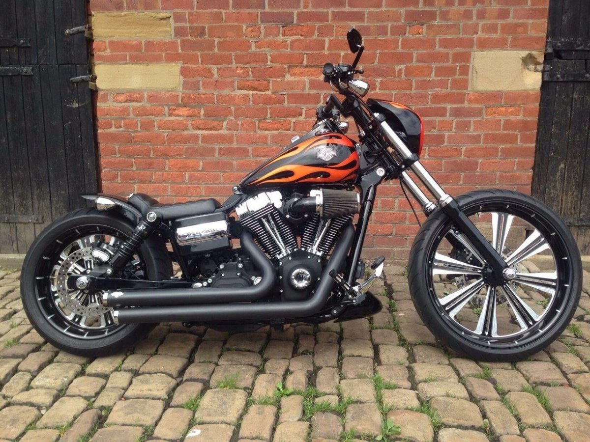 Харлей Дэвидсон Dyna wide Glide