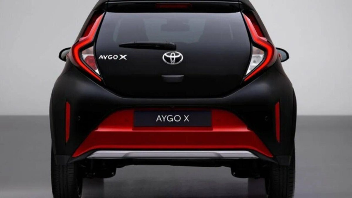 Тойота Aygo 2022