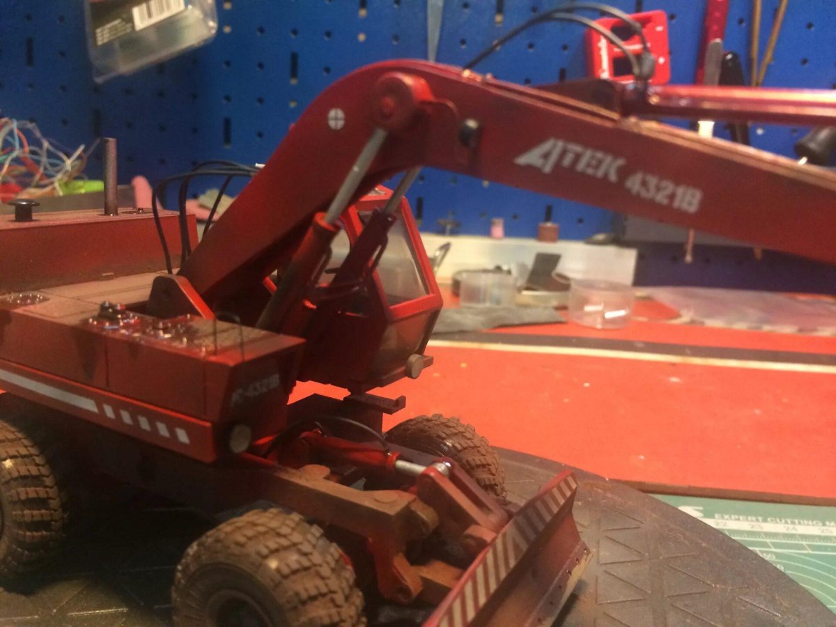 Колесные экскаваторы ЭО-4321