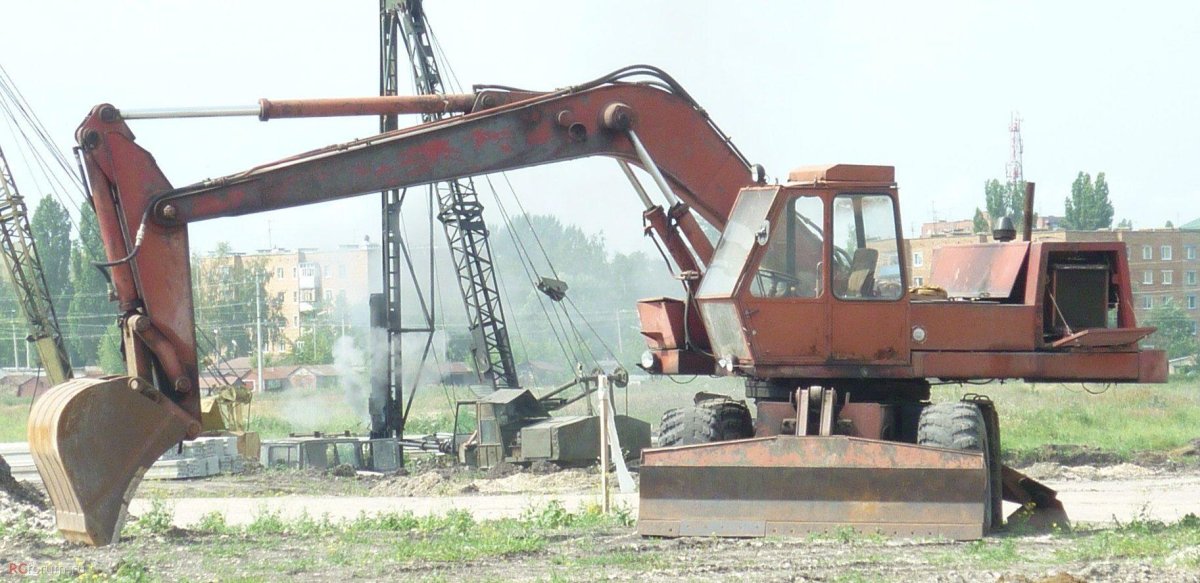 Обратная лопата экскаватора ЭО-4321