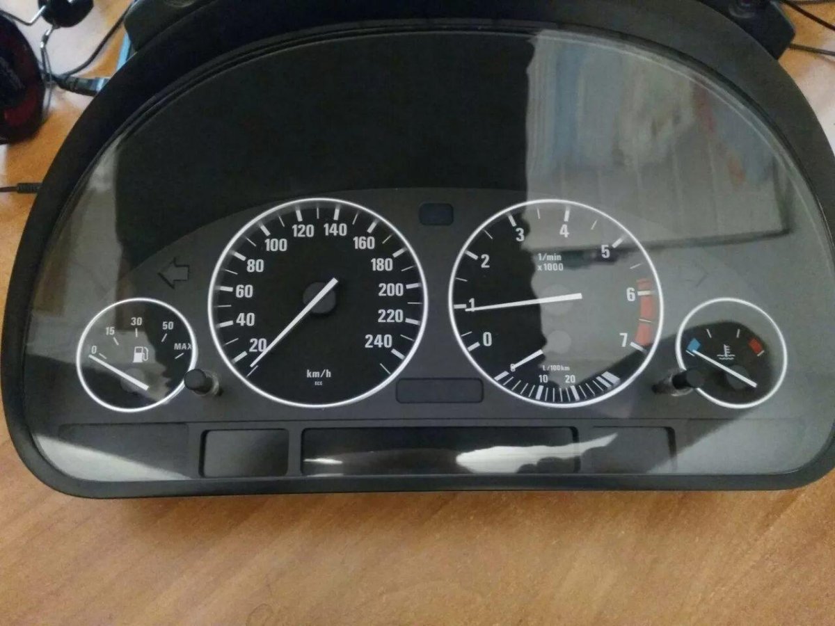 Приборка BMW e39