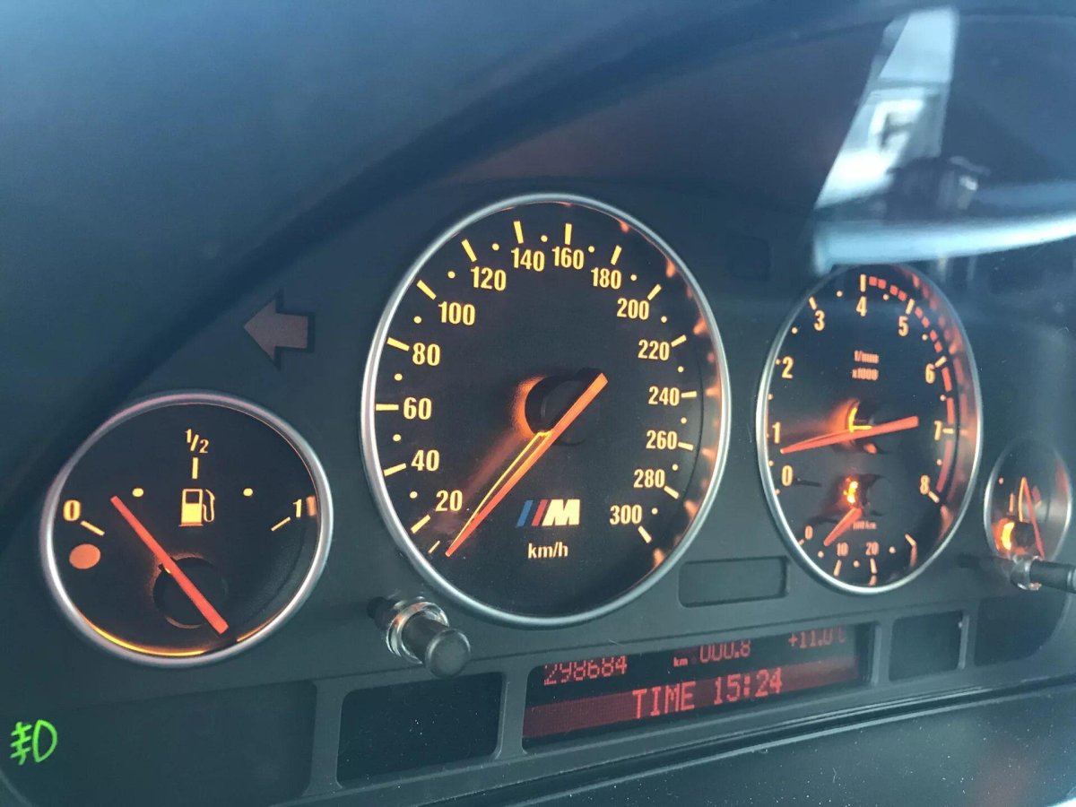 Приборная панель БМВ е39