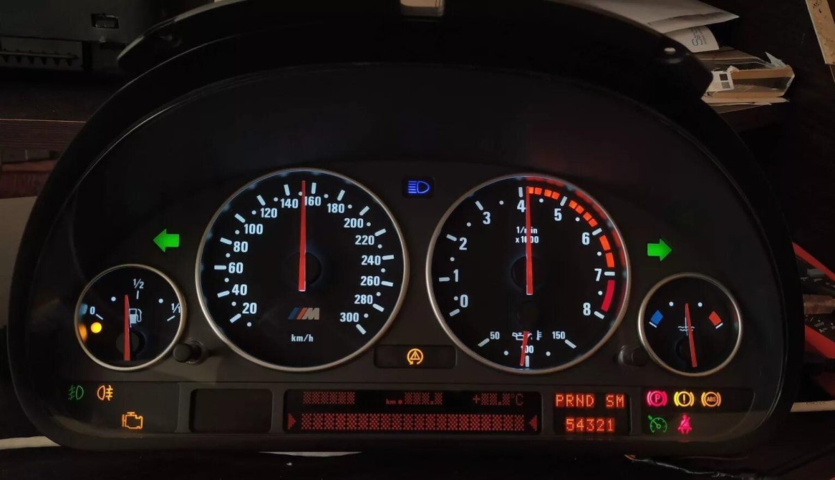 Пересвет приборной панели е39