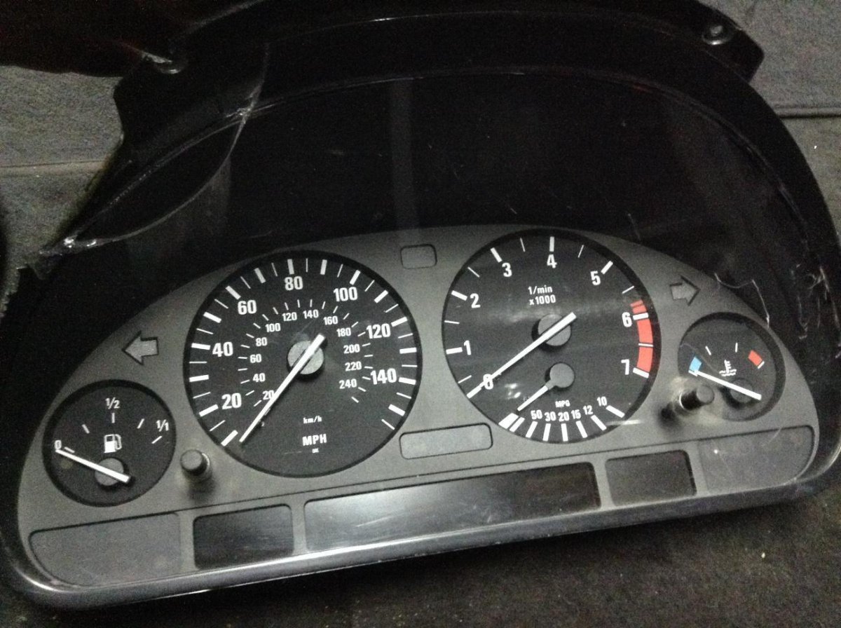 Приборная панель BMW e39