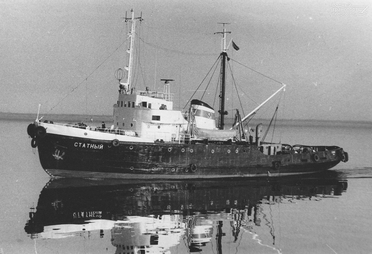 Морской буксир проект АТ 202