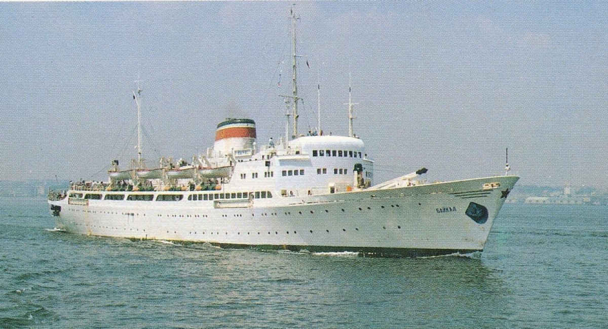 Теплоход Байкал Владивосток