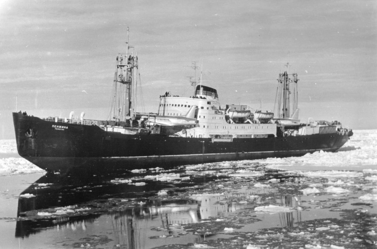 Дизель электроход Павел Пономарев